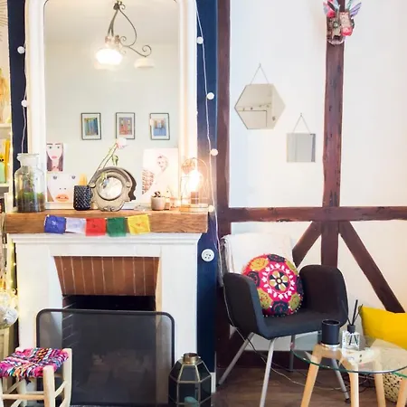 Beautiful Studio 450m From The Sacre-coeur
